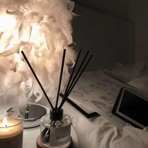 (H)-边潮喷边尿男男
