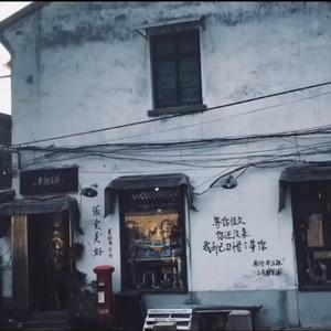 (H)-边潮喷边尿男男
